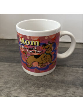 Vintage 10 oz coffee mug/ Giftco 2000/ Scooby-Doo